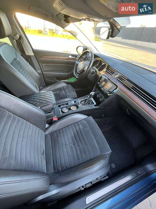 Седан Volkswagen Passat 2016 в Луцке фото 9 Седан Volkswagen Passat 2016 в Луцке