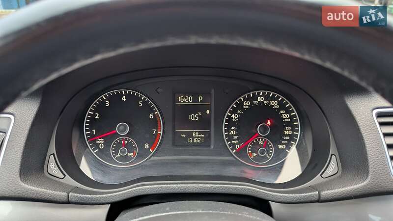Седан Volkswagen Passat 2015 в Ивано-Франковске