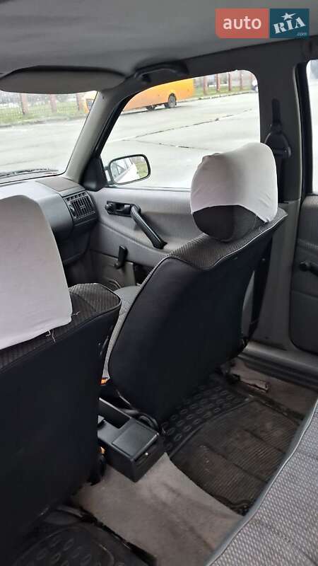 Седан Volkswagen Passat 1991 в Броварах