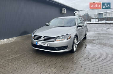 Седан Volkswagen Passat 2012 в Львові