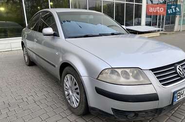 Седан Volkswagen Passat 2001 в Одесі