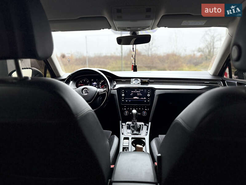Седан Volkswagen Passat 2018 в Виноградове фото 54 Седан Volkswagen Passat 2018 в Виноградове