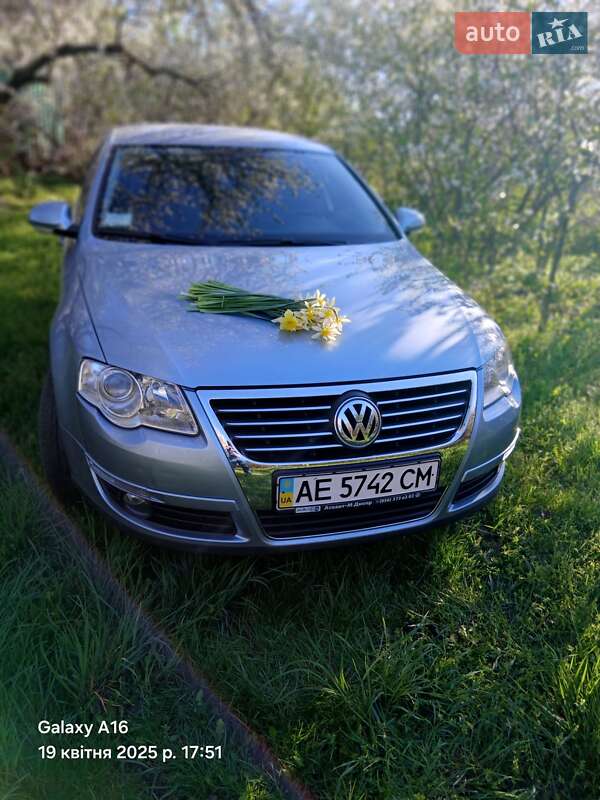 Седан Volkswagen Passat 2007 в Днепре