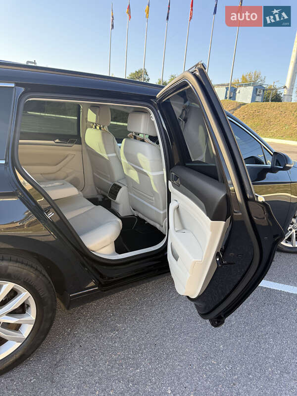 Універсал Volkswagen Passat 2018 в Вінниці