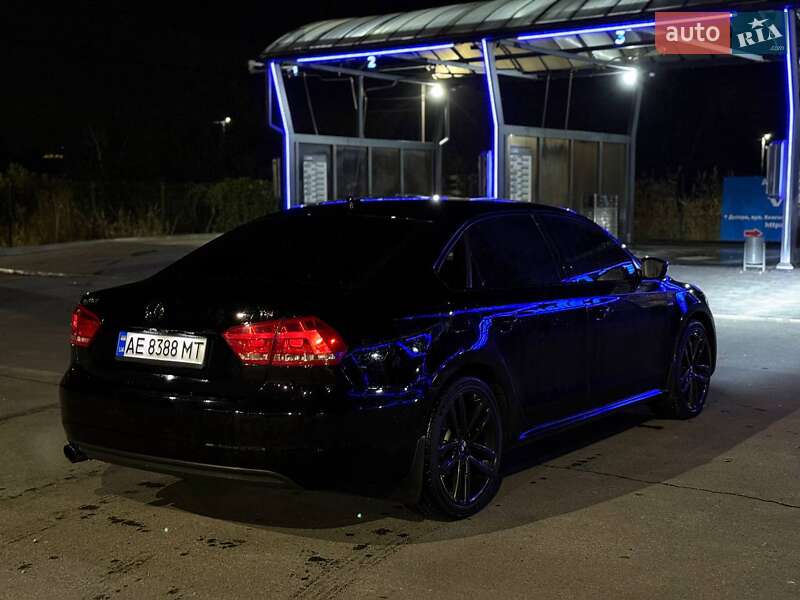 Седан Volkswagen Passat 2015 в Днепре
