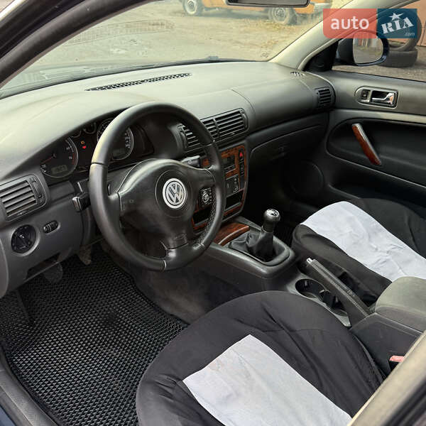 Седан Volkswagen Passat 2005 в Полтаві