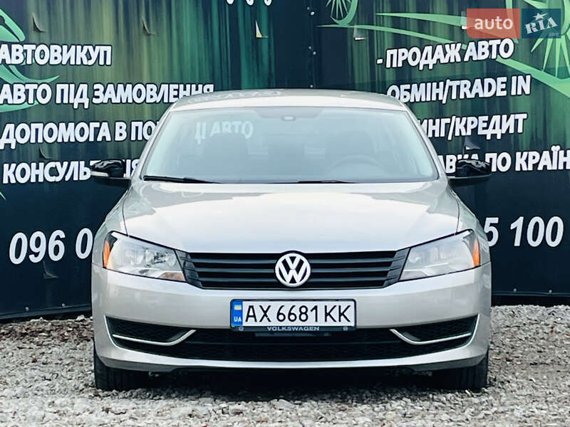 Седан Volkswagen Passat 2012 в Харькове