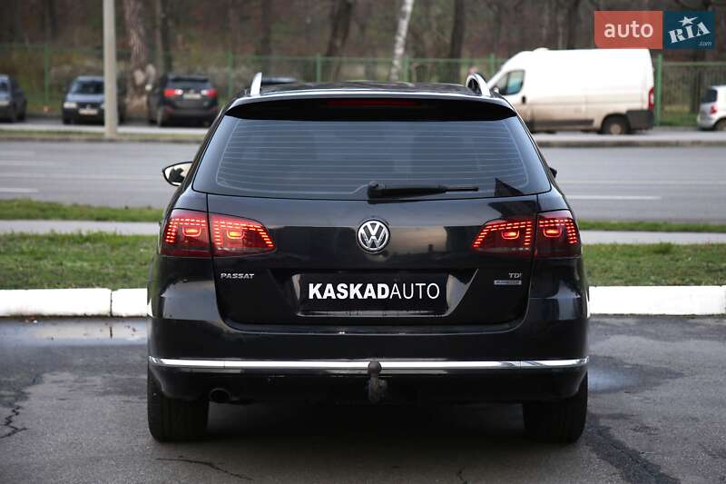Универсал Volkswagen Passat 2013 в Харькове