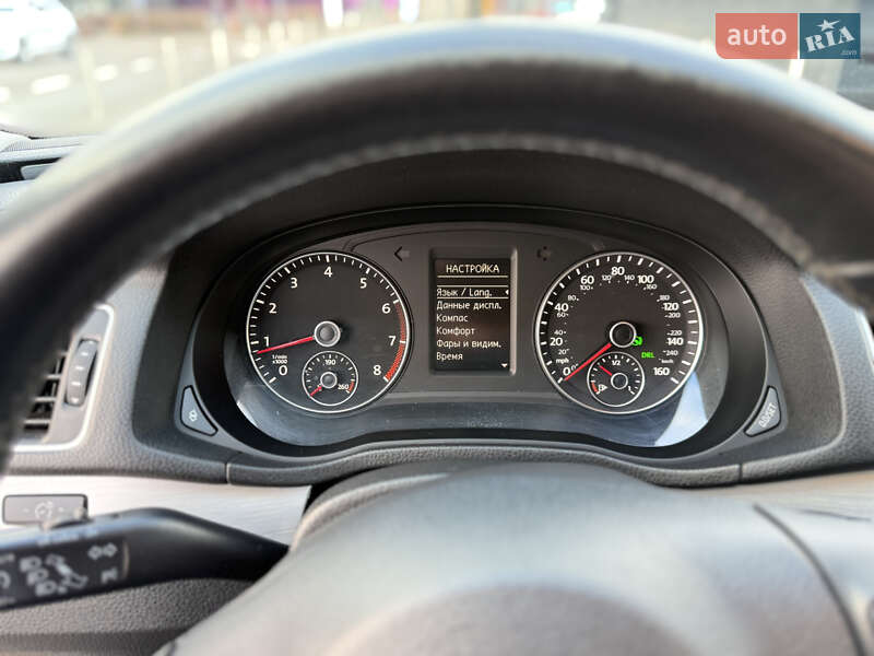 Седан Volkswagen Passat 2011 в Киеве фото 26 Седан Volkswagen Passat 2011 в Киеве