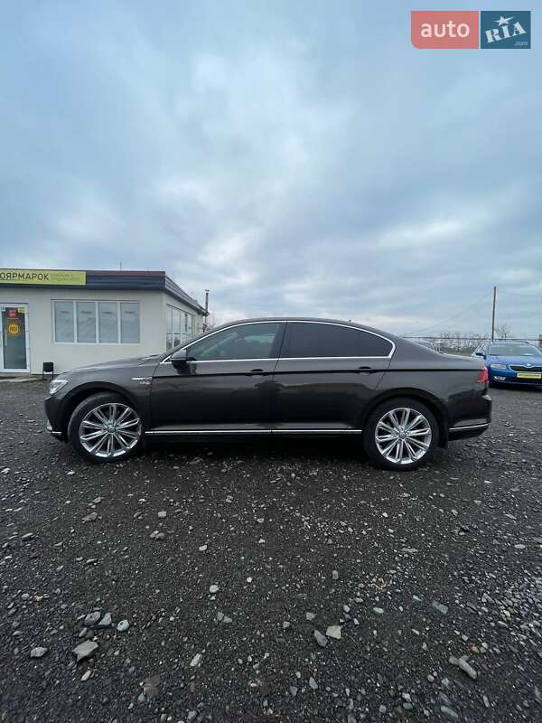 Седан Volkswagen Passat 2015 в Ужгороде фото 3 Седан Volkswagen Passat 2015 в Ужгороде