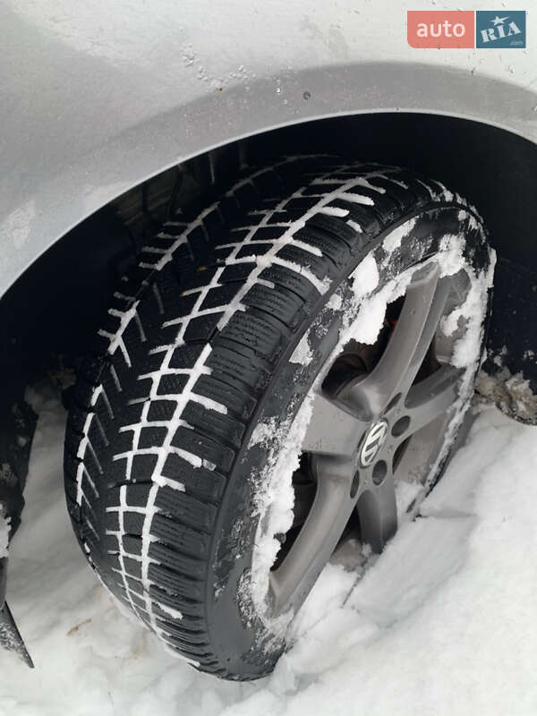 Седан Volkswagen Passat 2008 в Самборе