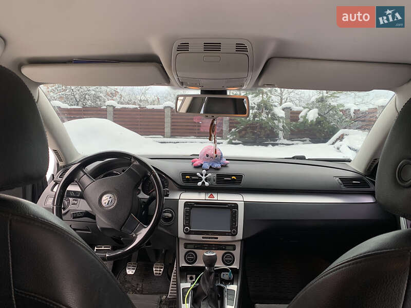 Седан Volkswagen Passat 2008 в Самборе