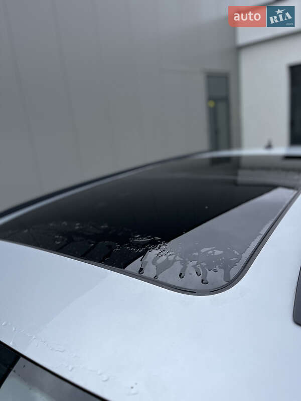 Универсал Volkswagen Passat 2014 в Золочеве