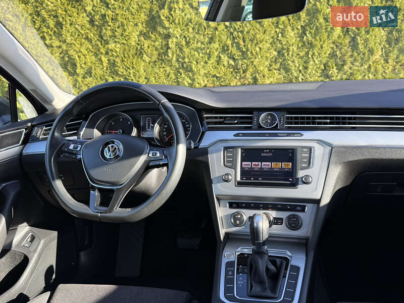 Универсал Volkswagen Passat 2016 в Стрые фото 43 Универсал Volkswagen Passat 2016 в Стрые