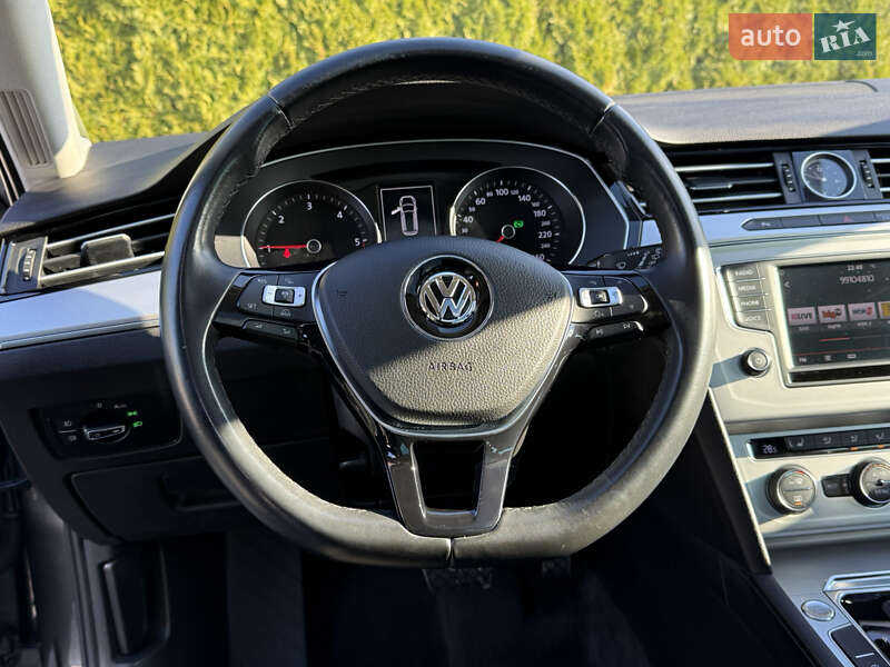 Универсал Volkswagen Passat 2016 в Стрые фото 57 Универсал Volkswagen Passat 2016 в Стрые