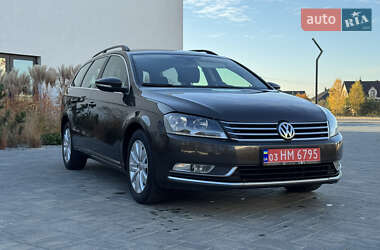 Универсал Volkswagen Passat 2012 в Луцке