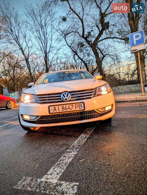 Седан Volkswagen Passat 2015 в Полтаве