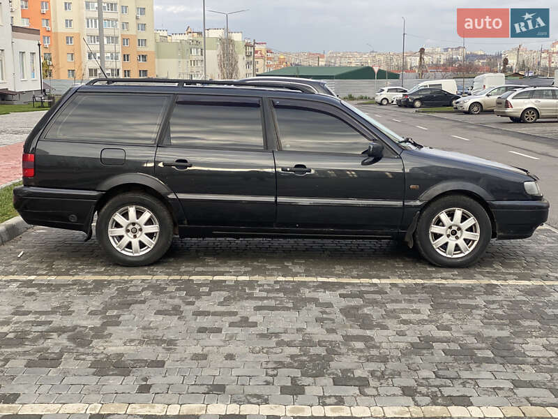 Универсал Volkswagen Passat 1994 в Виннице