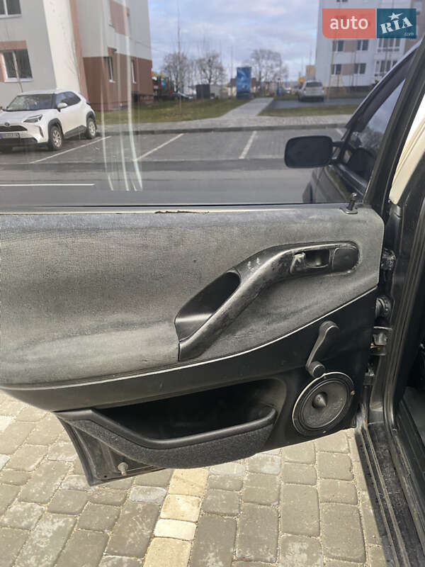 Универсал Volkswagen Passat 1994 в Виннице