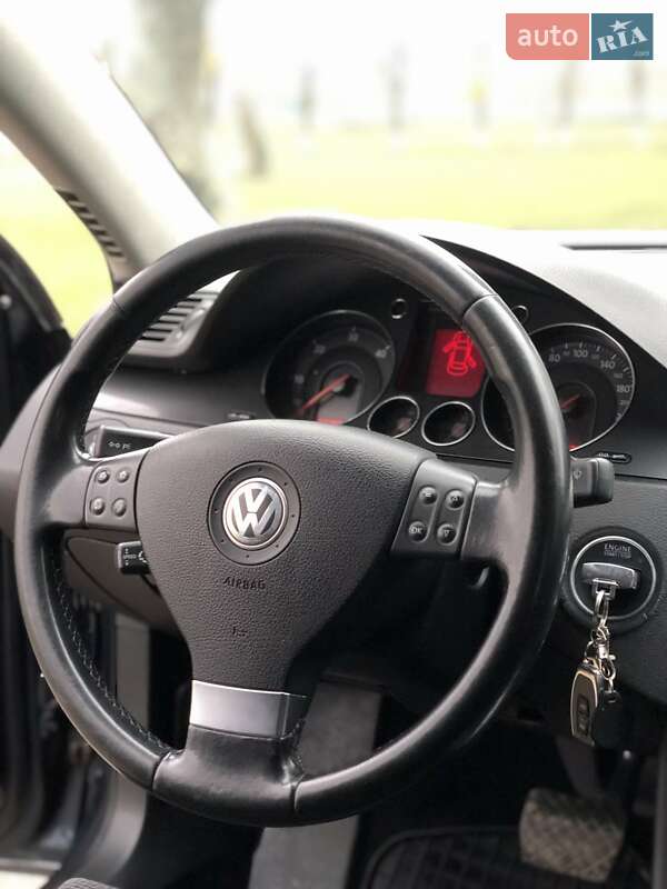 Седан Volkswagen Passat 2006 в Теофіполі