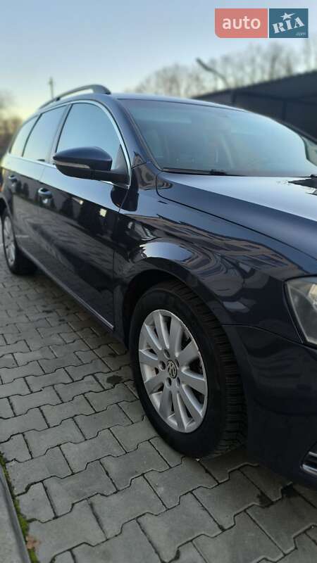 Универсал Volkswagen Passat 2011 в Черновцах фото 14 Универсал Volkswagen Passat 2011 в Черновцах