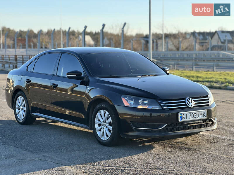 Седан Volkswagen Passat 2013 в Киеве
