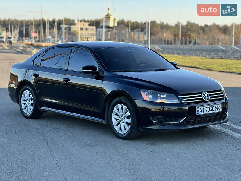 Седан Volkswagen Passat 2013 в Киеве