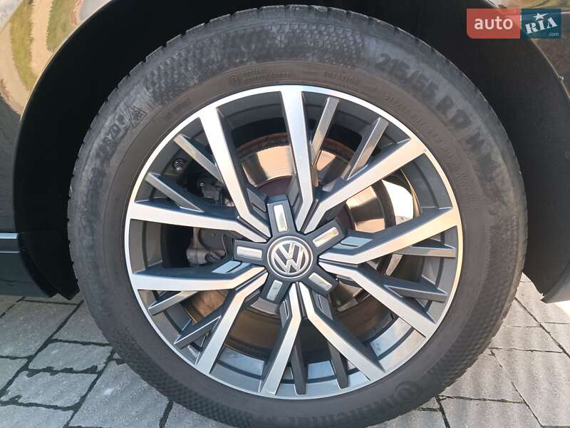 Универсал Volkswagen Passat 2016 в Стрые