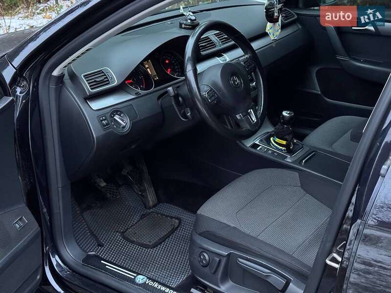 Универсал Volkswagen Passat 2011 в Южноукраинске