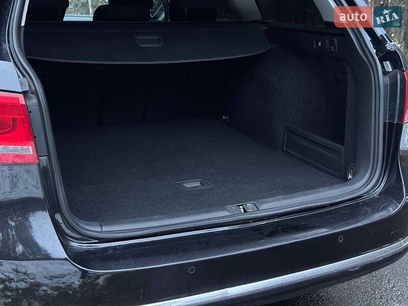 Универсал Volkswagen Passat 2011 в Южноукраинске