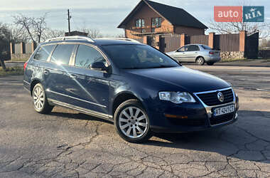 Универсал Volkswagen Passat 2006 в Коростене