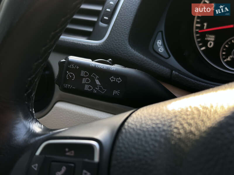 Седан Volkswagen Passat 2014 в Шептицькому фото 33 Седан Volkswagen Passat 2014 в Шептицькому