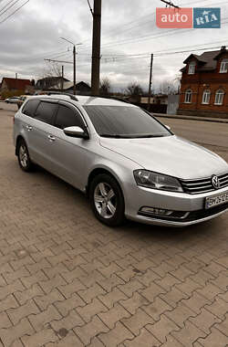Универсал Volkswagen Passat 2013 в Харькове