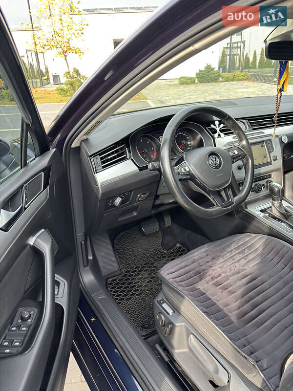 Универсал Volkswagen Passat 2017 в Мукачево