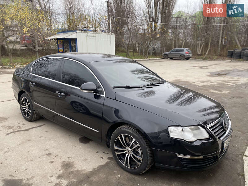Седан Volkswagen Passat 2005 в Дунаевцах
