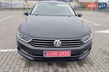 Универсал Volkswagen Passat 2018 в Нововолынске