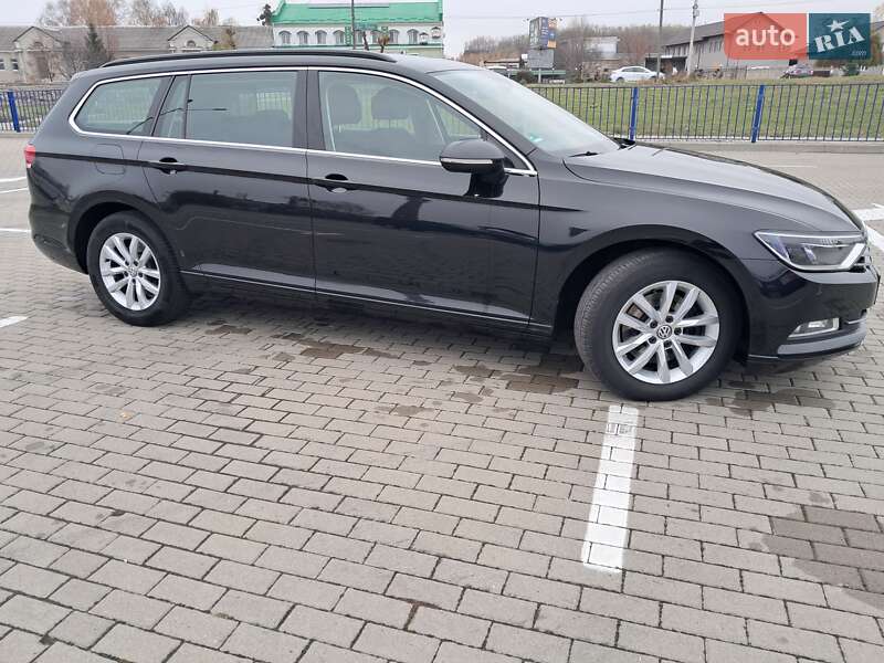 Универсал Volkswagen Passat 2018 в Нововолынске