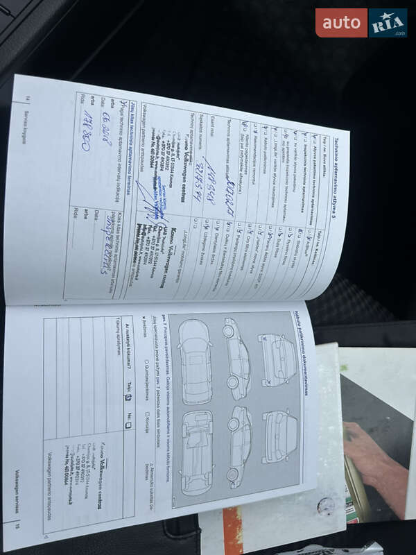 Седан Volkswagen Passat 2013 в Черновцах