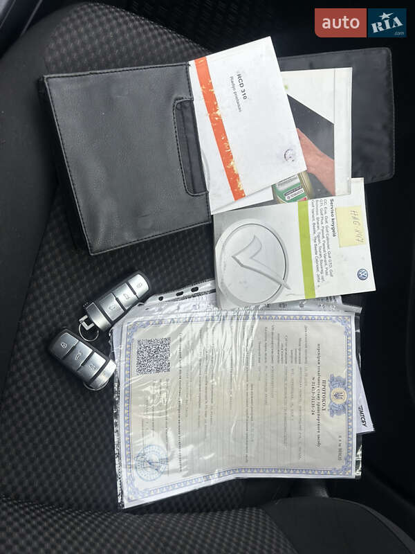 Седан Volkswagen Passat 2013 в Черновцах