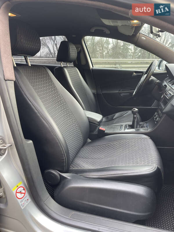 Седан Volkswagen Passat 2007 в Харкові