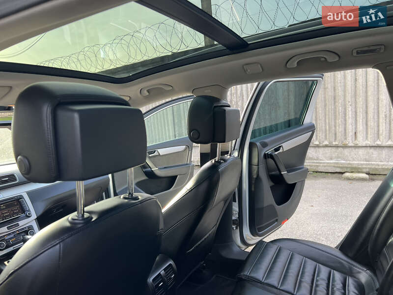 Универсал Volkswagen Passat 2011 в Киеве
