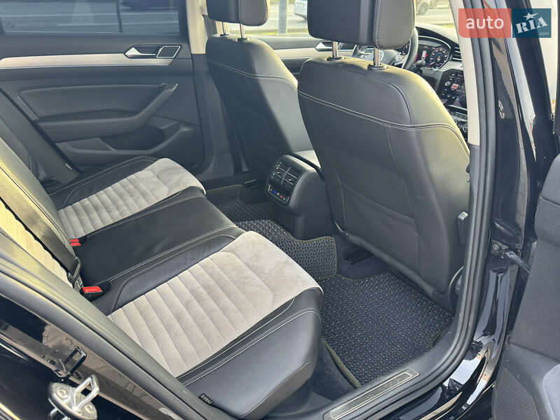 Универсал Volkswagen Passat 2018 в Софиевской Борщаговке фото 12 Универсал Volkswagen Passat 2018 в Софиевской Борщаговке