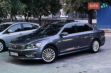 Седан Volkswagen Passat 2015 в Кривом Роге
