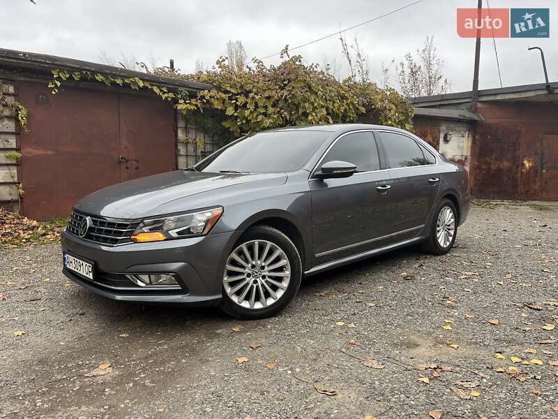 Седан Volkswagen Passat 2015 в Кривому Розі