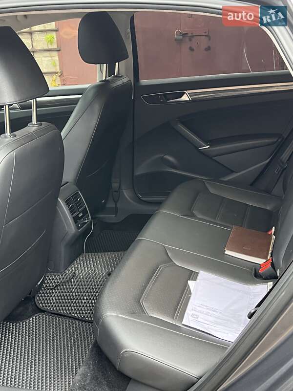 Седан Volkswagen Passat 2015 в Кривому Розі