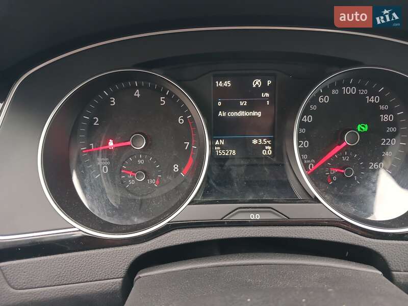 Седан Volkswagen Passat 2017 в Львове