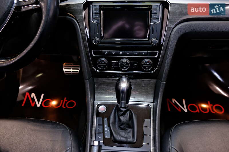 Седан Volkswagen Passat 2017 в Одесі