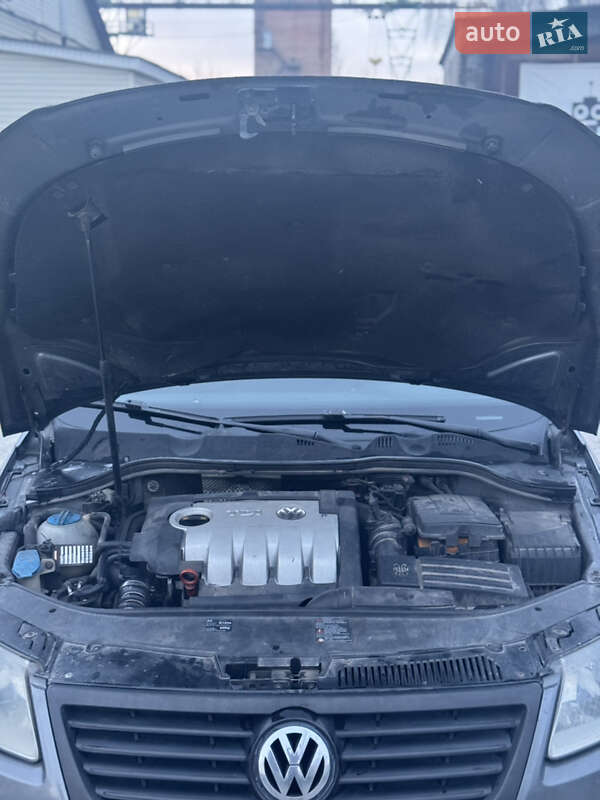 Універсал Volkswagen Passat 2006 в Василькові