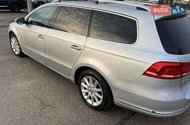 Универсал Volkswagen Passat 2011 в Киеве