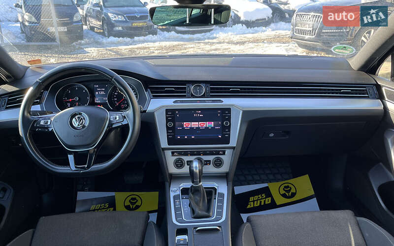 Универсал Volkswagen Passat 2019 в Стрые